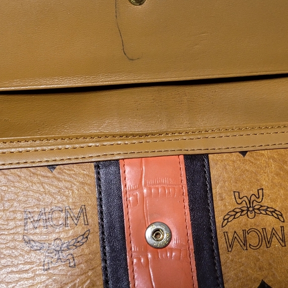 MCM Cognac Leather Long Wallet Excellent Condition - Picture 9 of 15